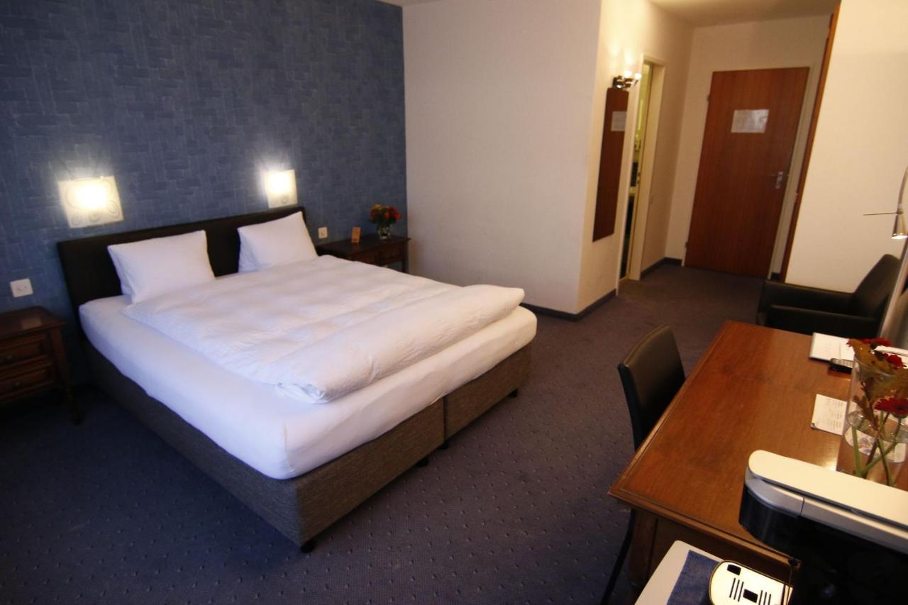 Hotel Eremitage Arlesheim Bagian luar foto
