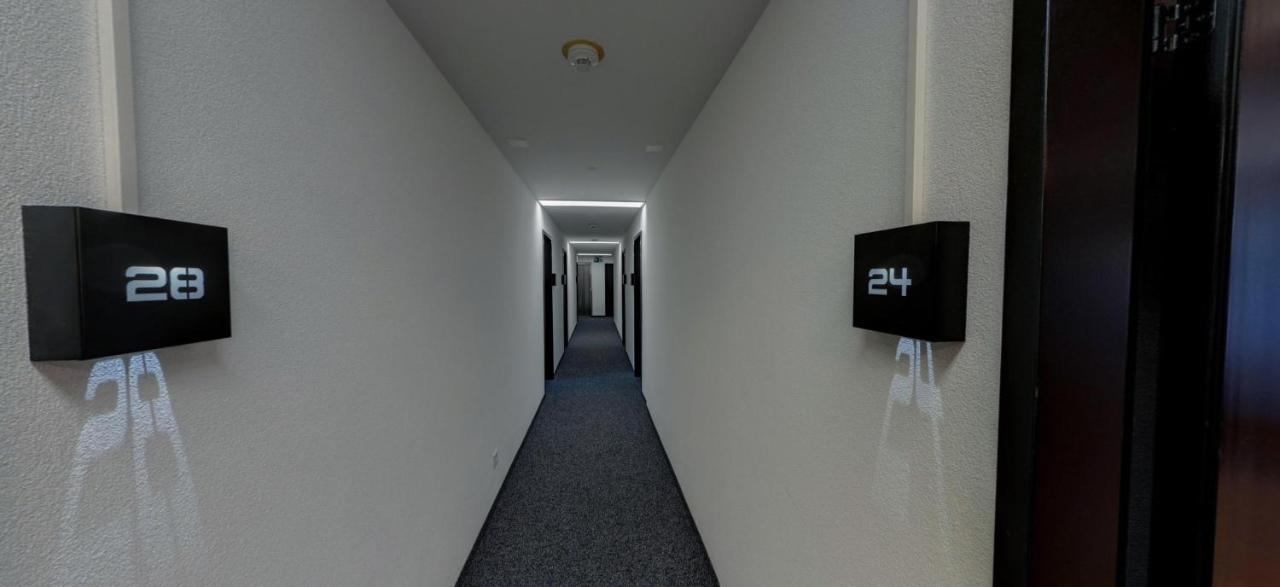 Hotel Eremitage Arlesheim Bagian luar foto